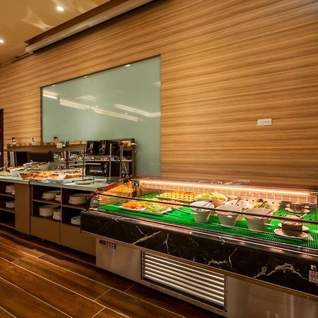 Fu Hsiang Hotel Yilan Luaran gambar