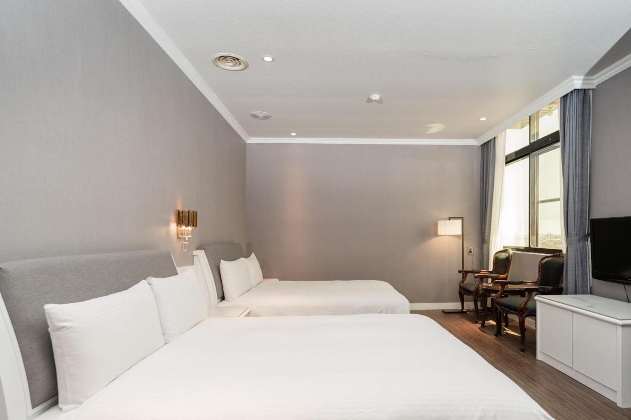 Fu Hsiang Hotel Yilan Luaran gambar