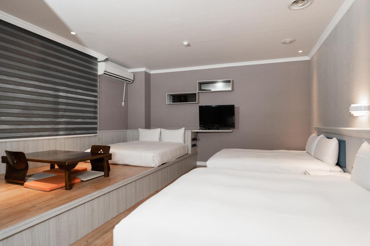 Fu Hsiang Hotel Yilan Luaran gambar
